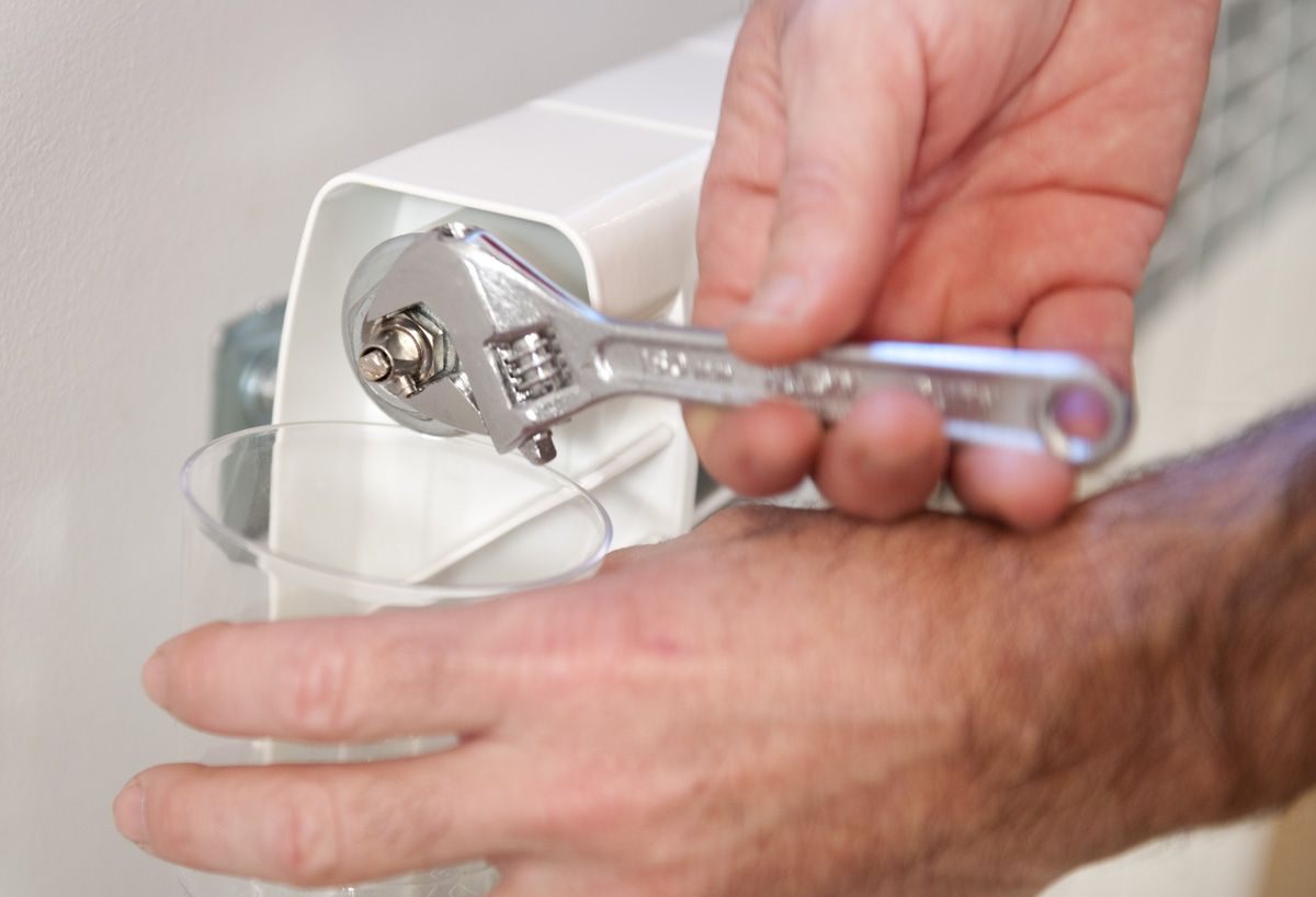 brico 0598 1 sustituir purgador paso 4