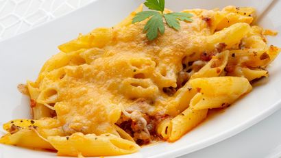 Macarrones a la catalana con sobrasada, receta de Karlos Arguiñano