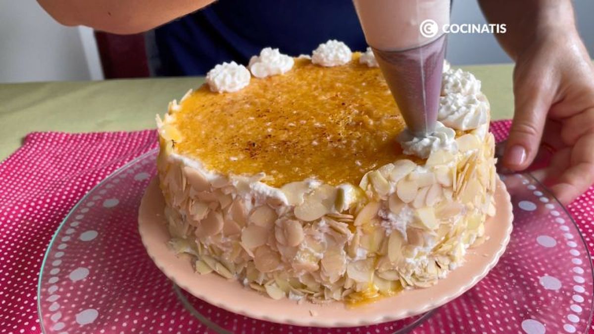 Decoramos la tarta San Marcos