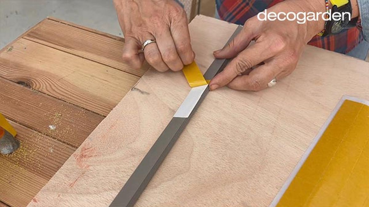 como hacer un cabecero con revestimiento grosfillex paso 5