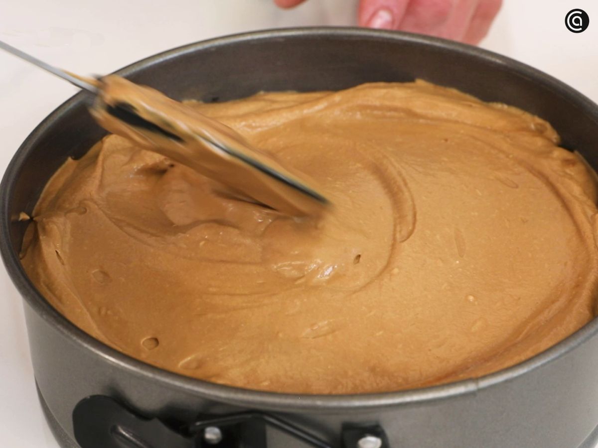 Receta cheesecake de chocolate y café: hornea 45 minutos