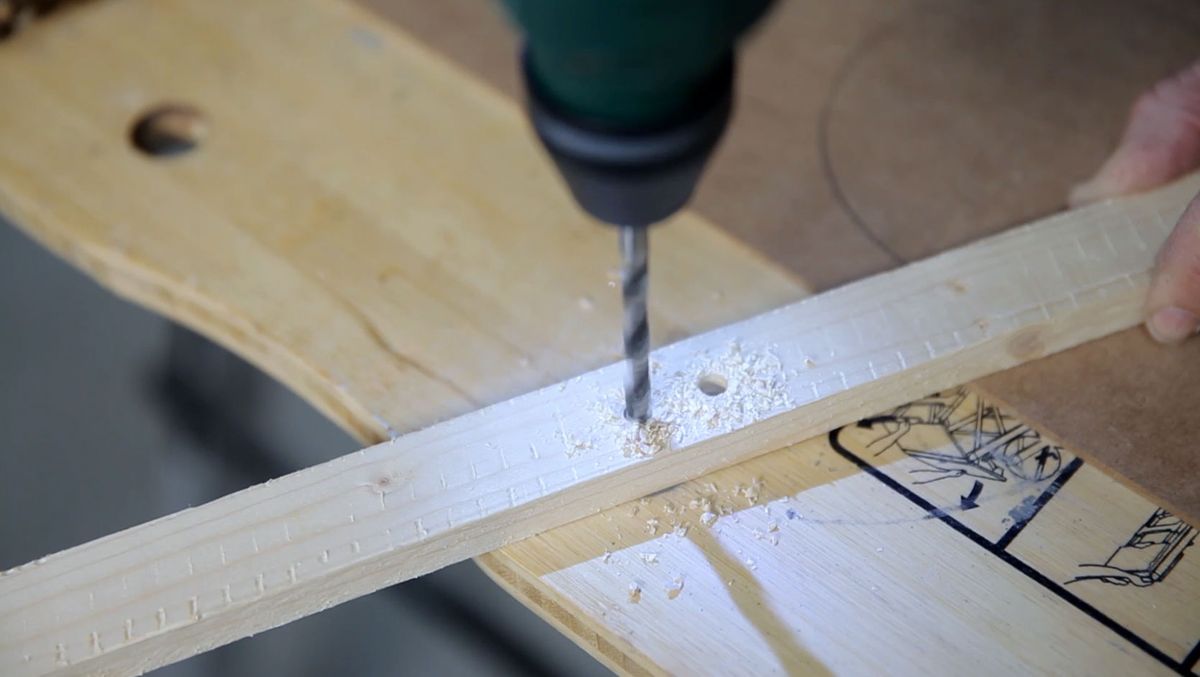 Cómo hacer o marcar círculos sin compás paso 3