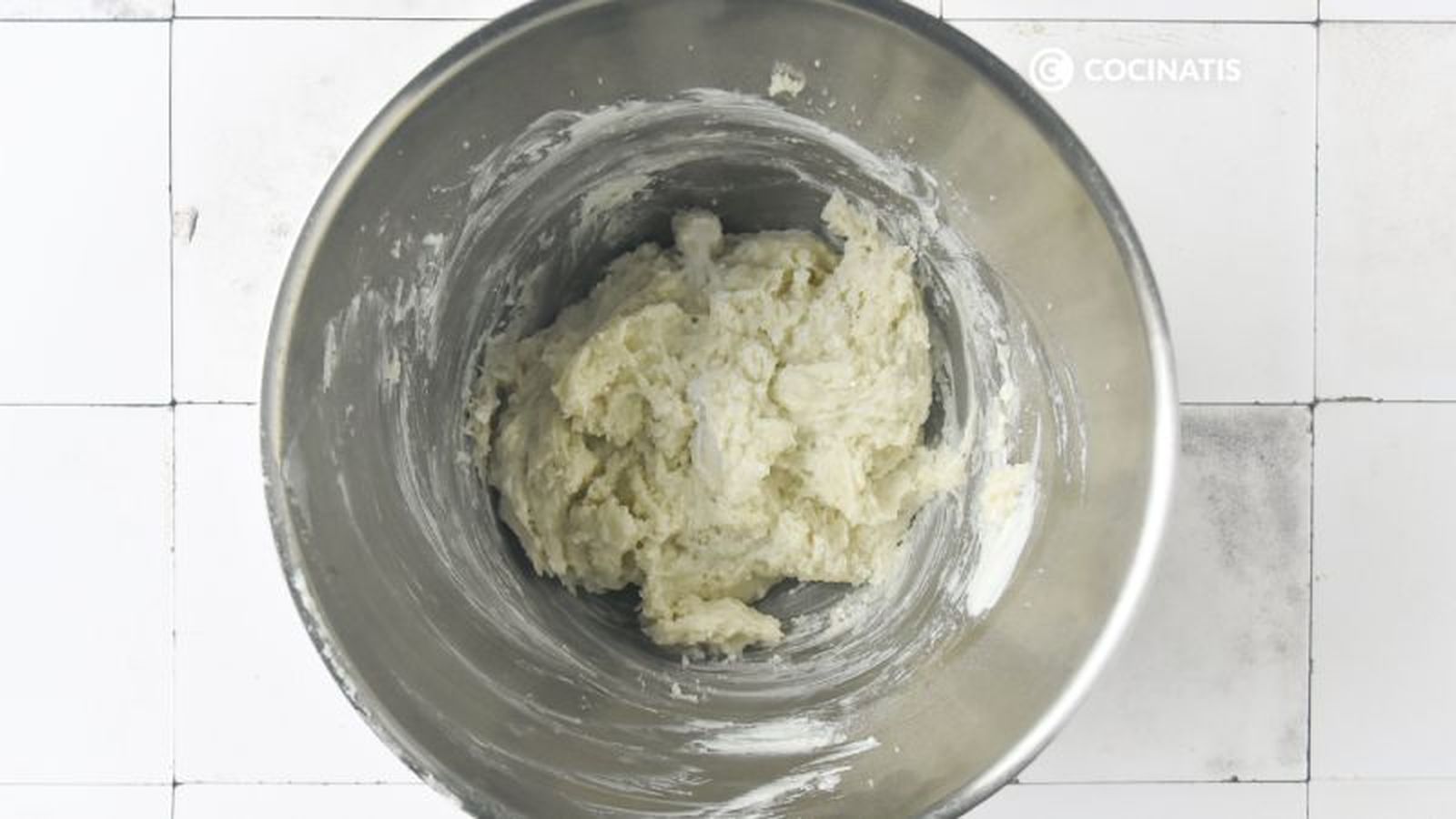 Preparamos la masa del bizcocho Preparamos la masa del bizcocho