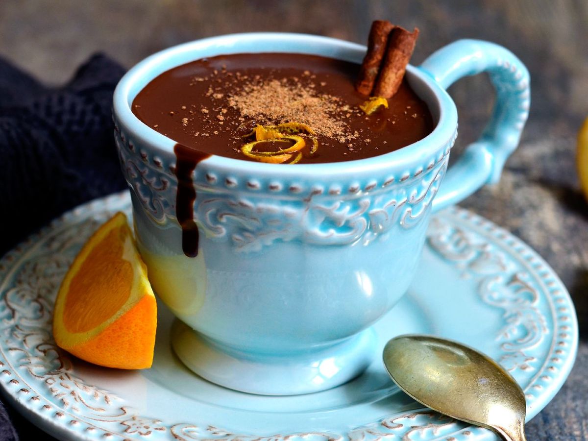 Chocolate caliente con naranja