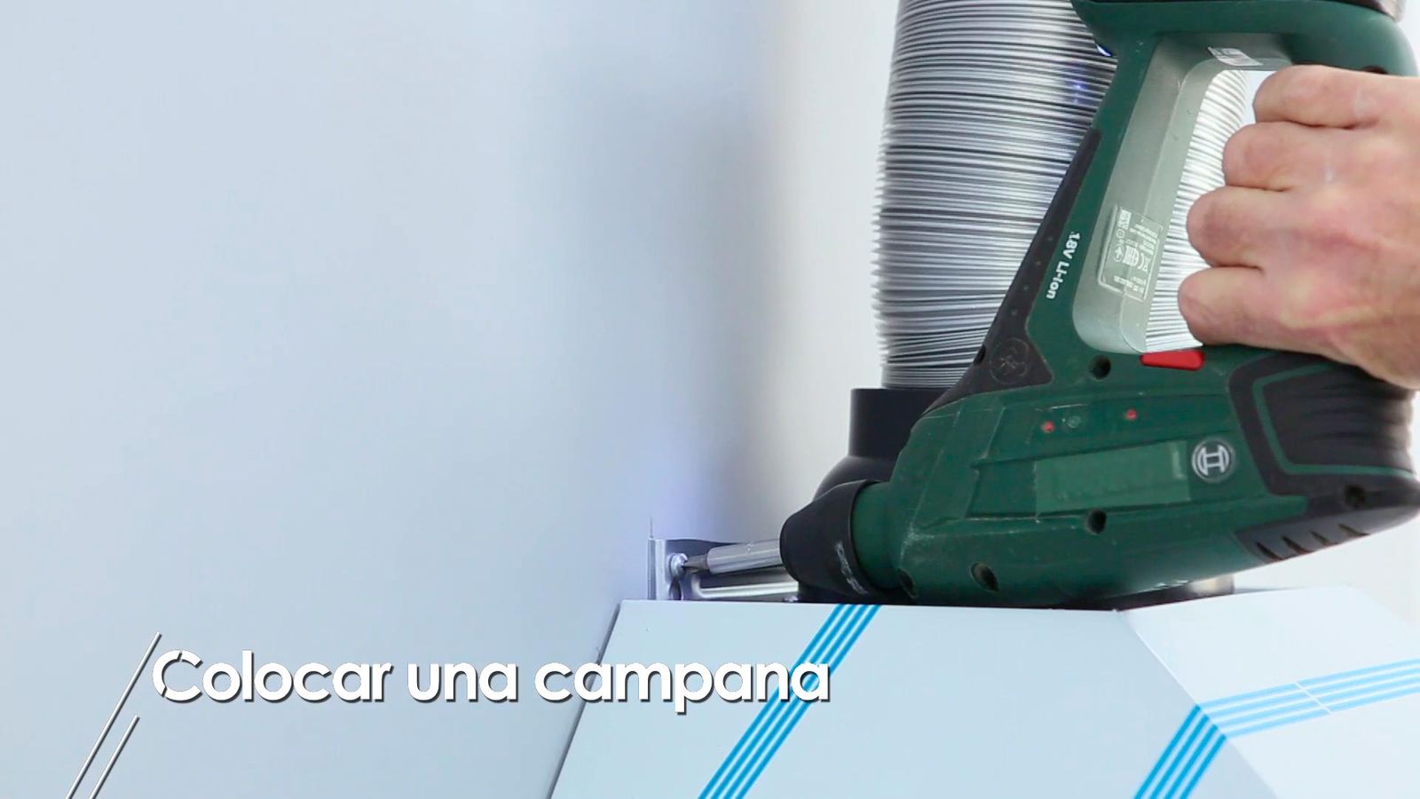 Cómo colocar una campana extractora paso 3 Cómo colocar una campana extractora paso 3