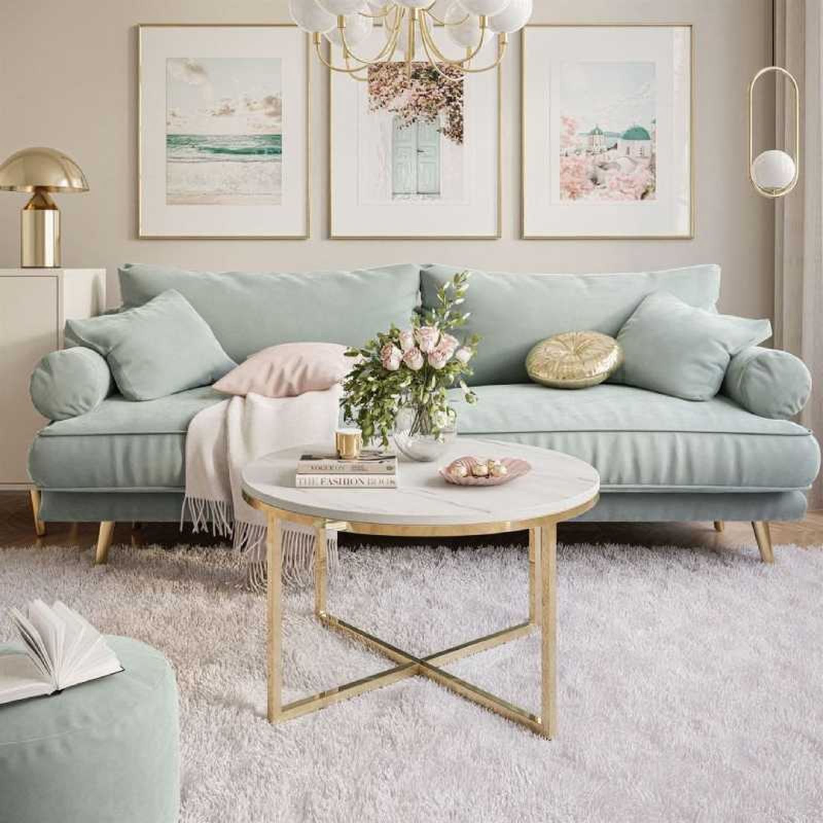 Salón con sofá en verde menta.