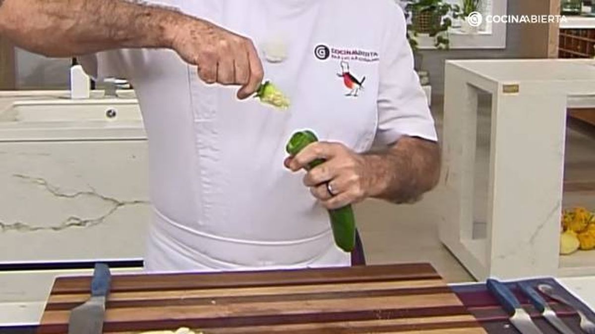 KARL7058 Muslos pollo verduras paso pimiento