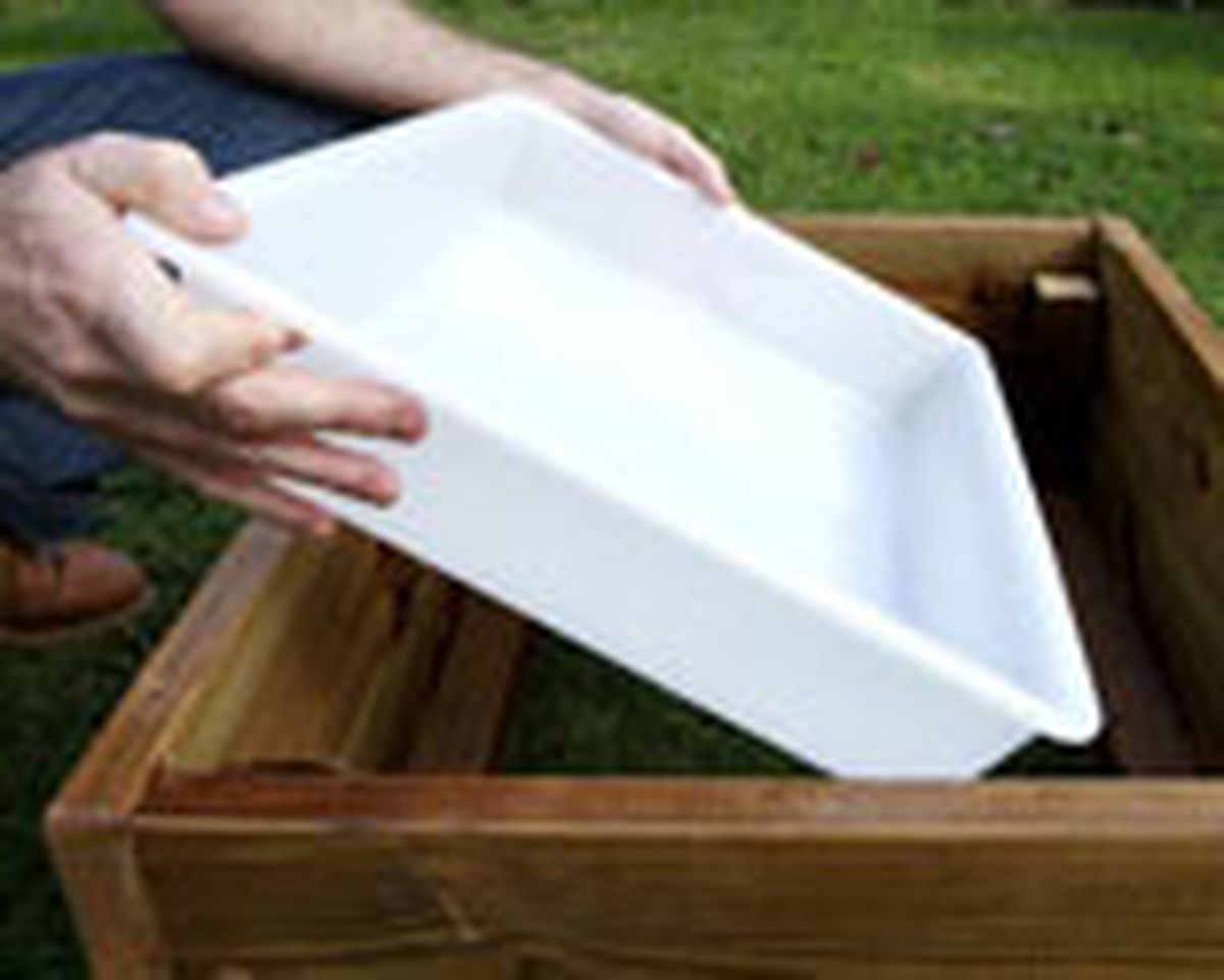 brico 0421 Jardinera apilable paso 18