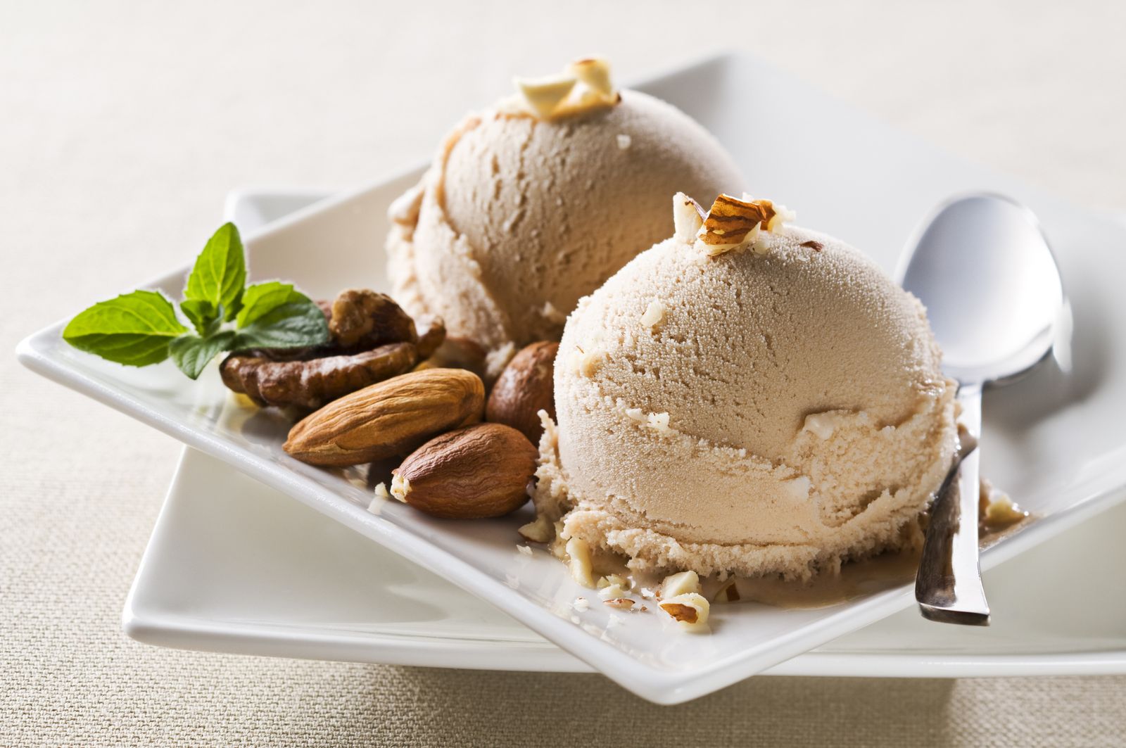 helado de almendras hogarmania