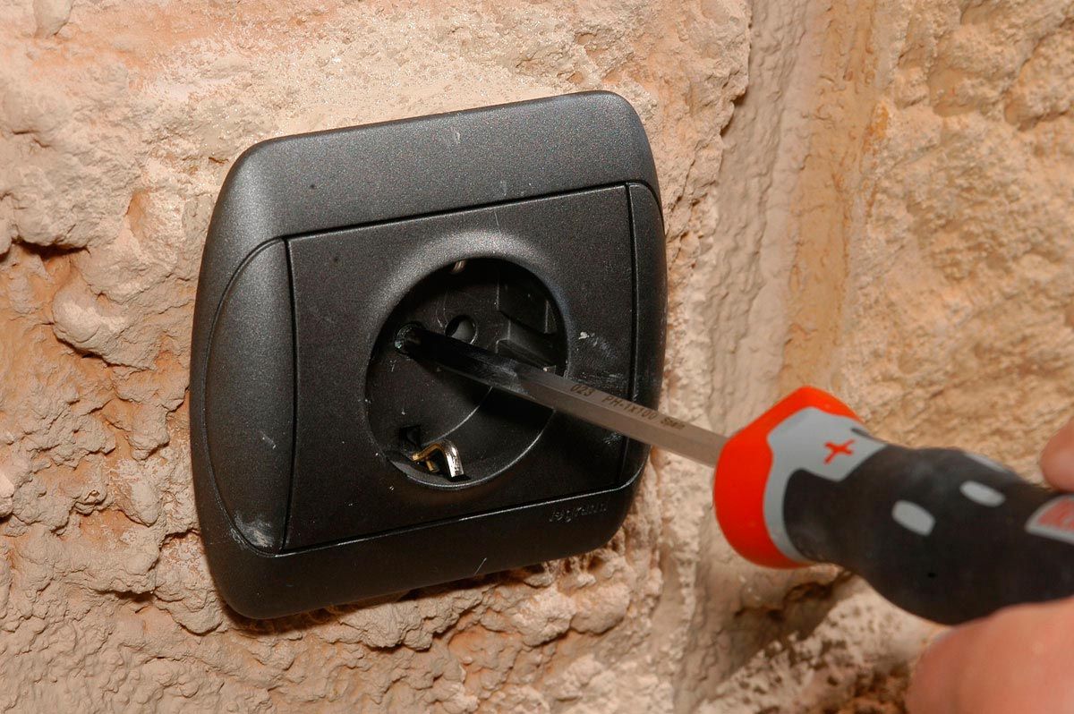 Paneles decorativos aislantes paso 14