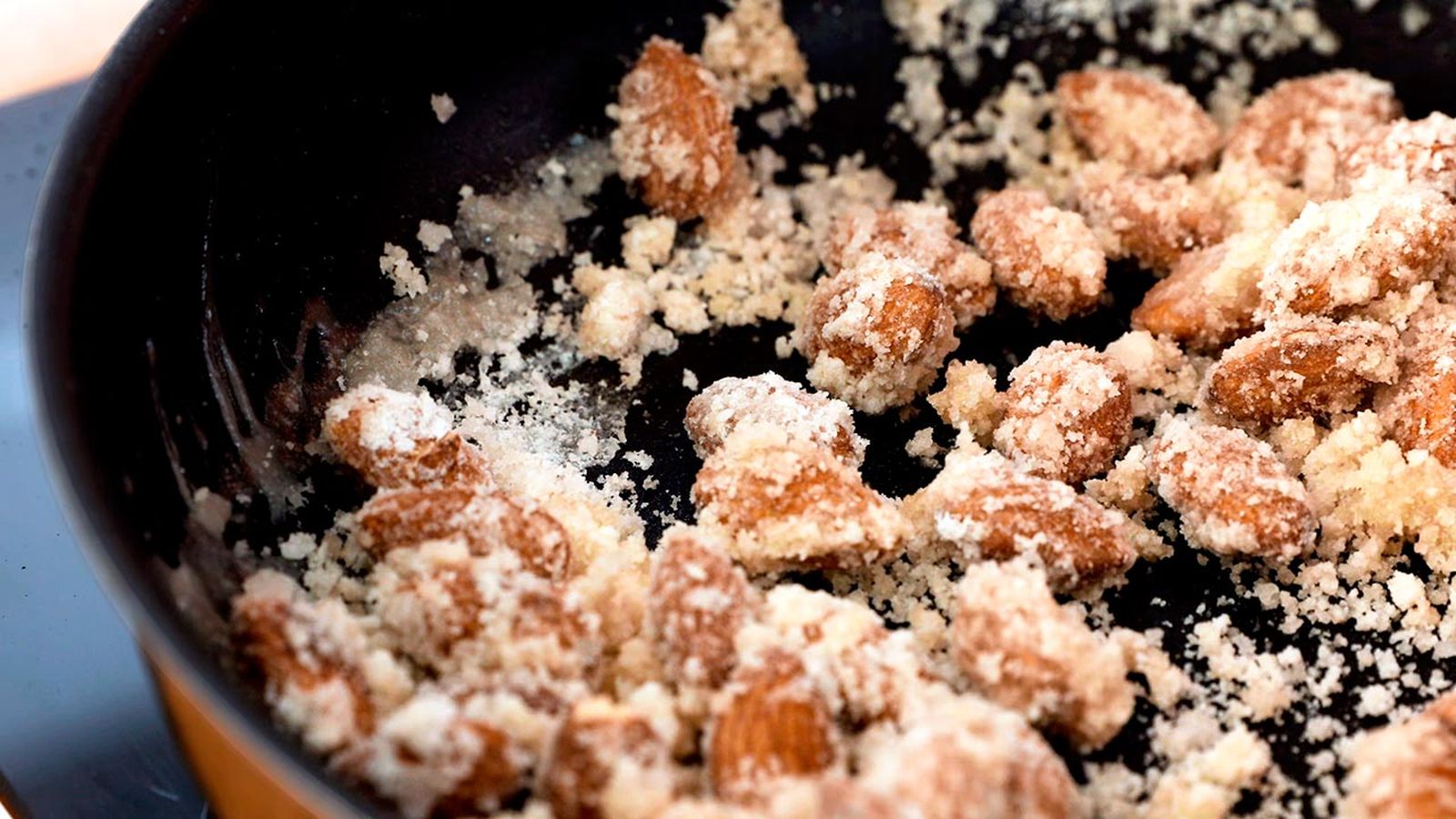 Receta de almendras garrapiñadas paso 2 Receta de almendras garrapiñadas paso 2