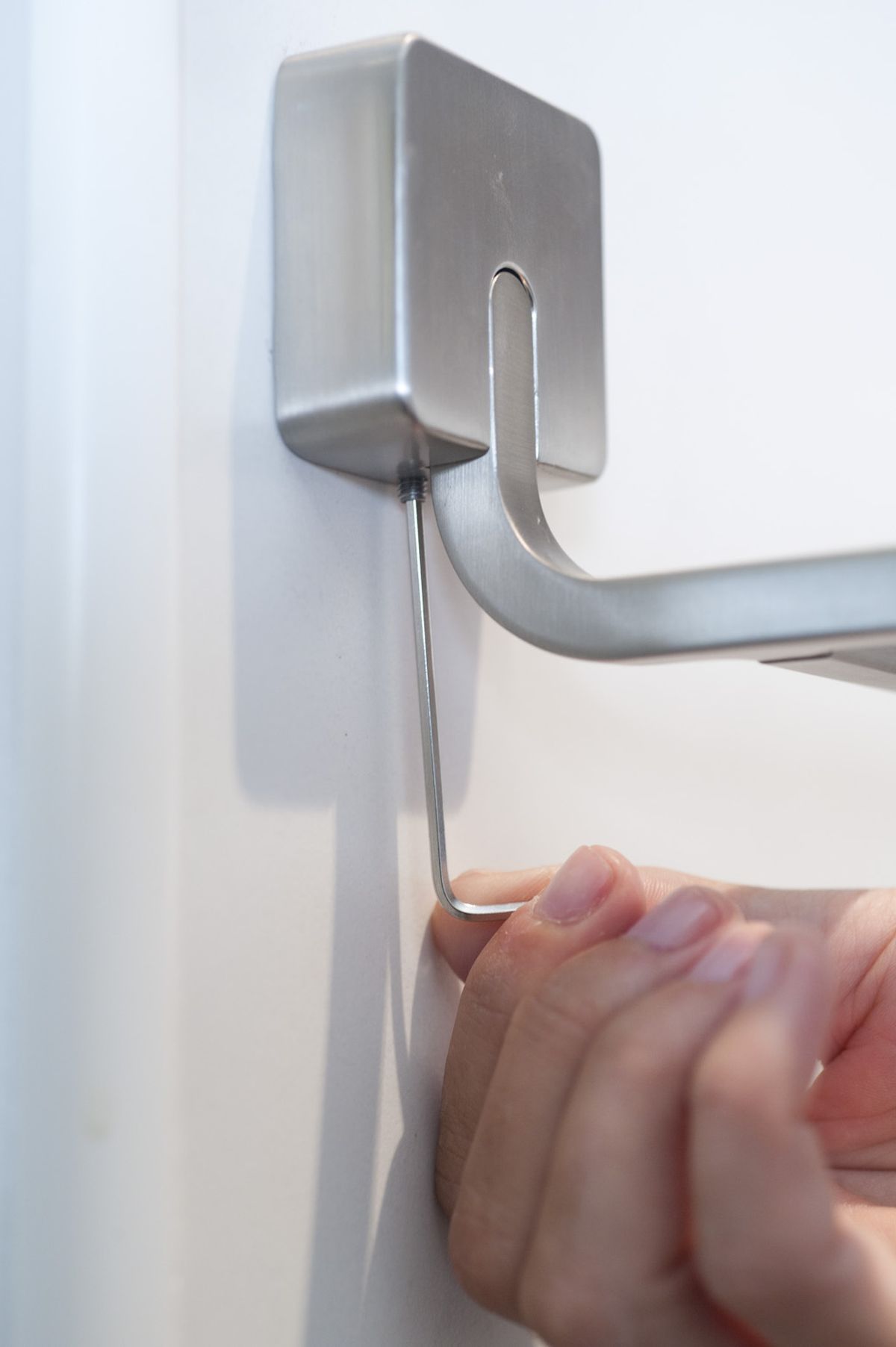 Bricomania 709 Fijar accesorios de bano p6