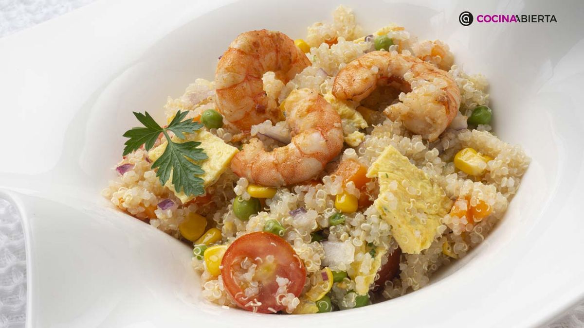 Ensalada de quinoa con langostinos, receta de Karlos Arguiñano