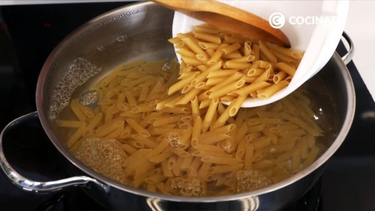 CTIS0994 receta macarrones a la carbonara paso 1