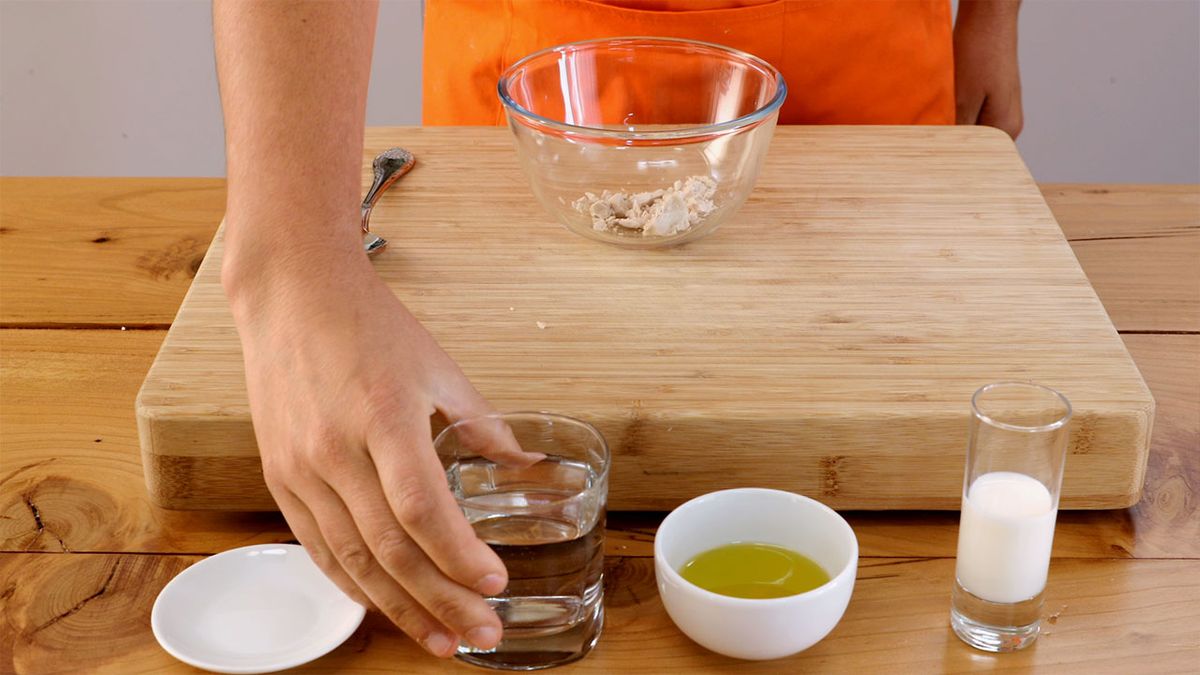 Receta de pan de hamburguesa casero  paso 1