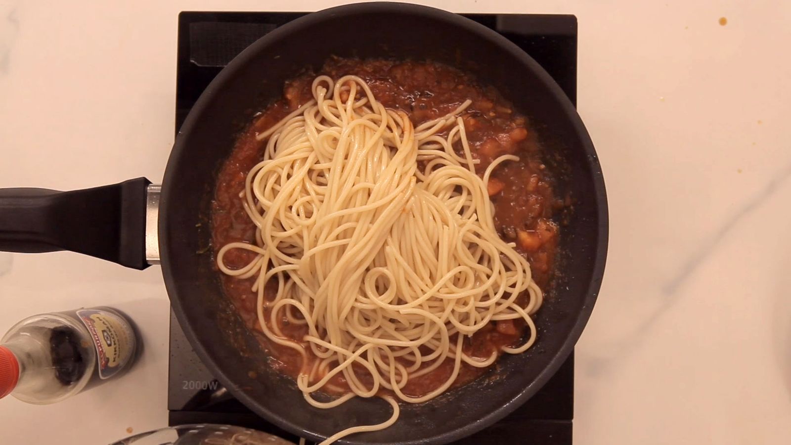 015 espaguetis salsa tomate berenjena salsa kikkoman paso 07