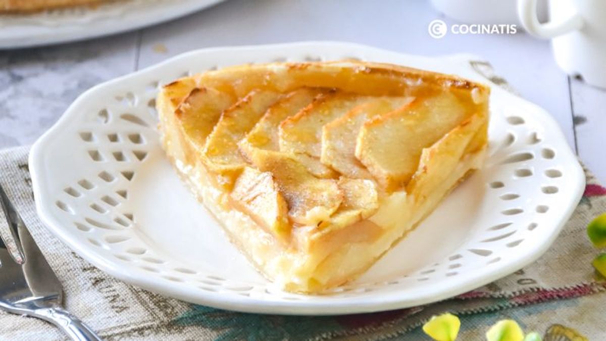 Porción de tarta de manzana