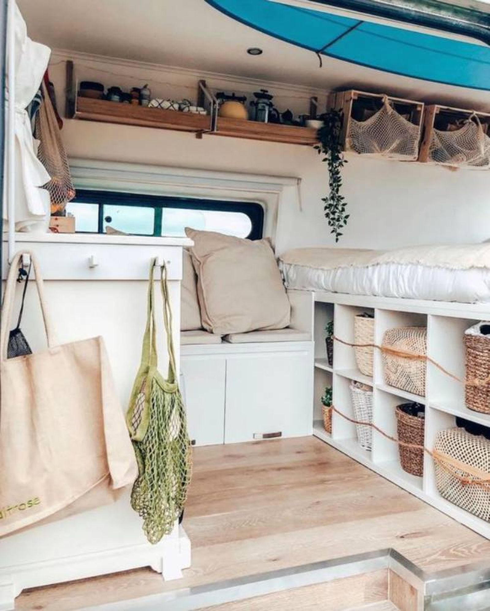 Idea para la cama de una furgoneta camper