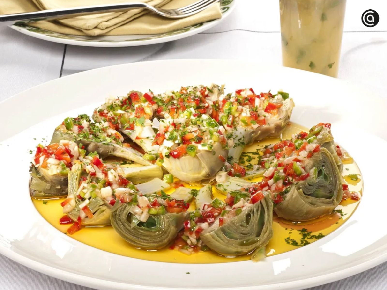 Las alcachofas naturales con vinagreta son una de las formas más frescas y ligeras de disfrutarlas.