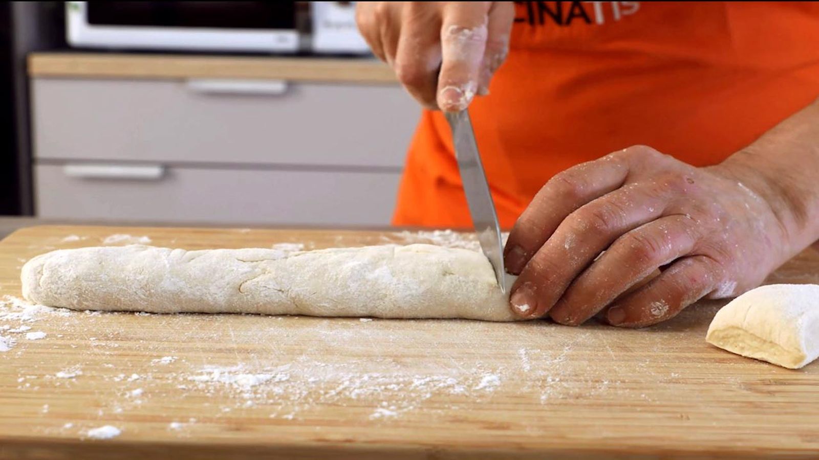Receta de pan bao, bollitos de pan asiáticos al vapor paso 3 Receta de pan bao, bollitos de pan asiáticos al vapor paso 3