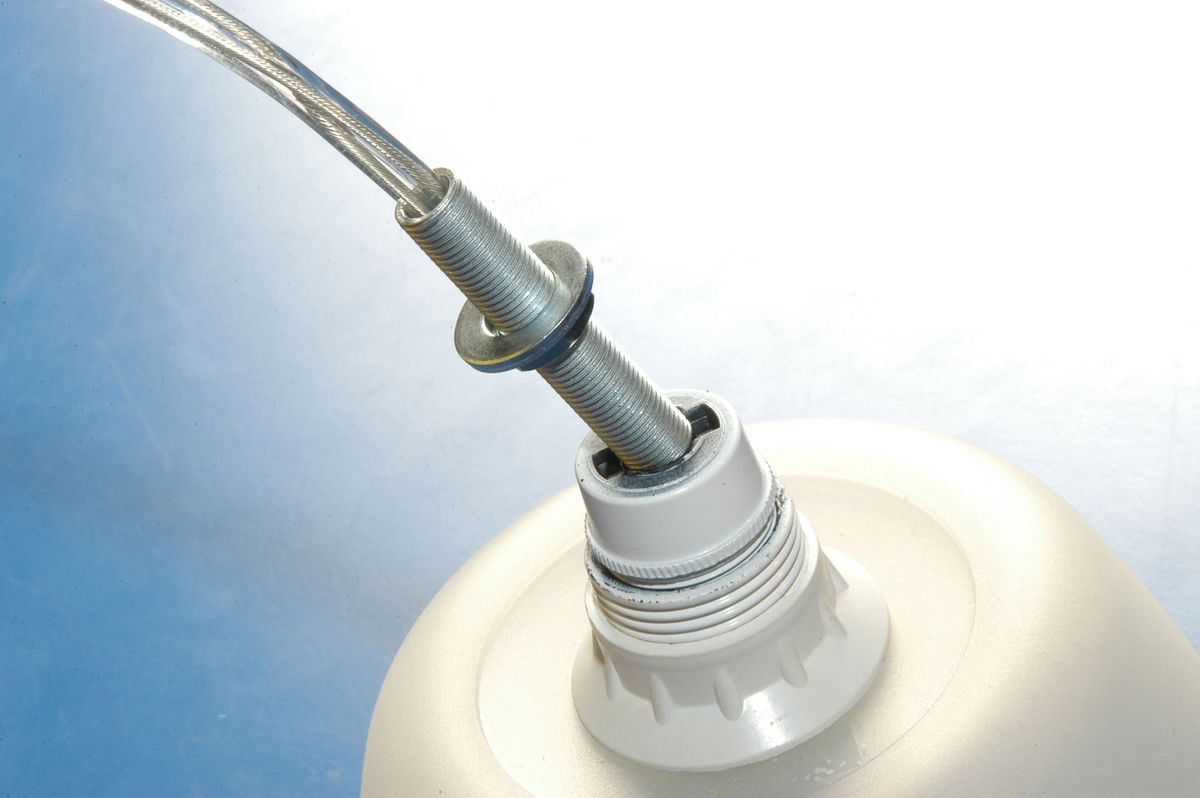 Lámpara de plástico paso 6