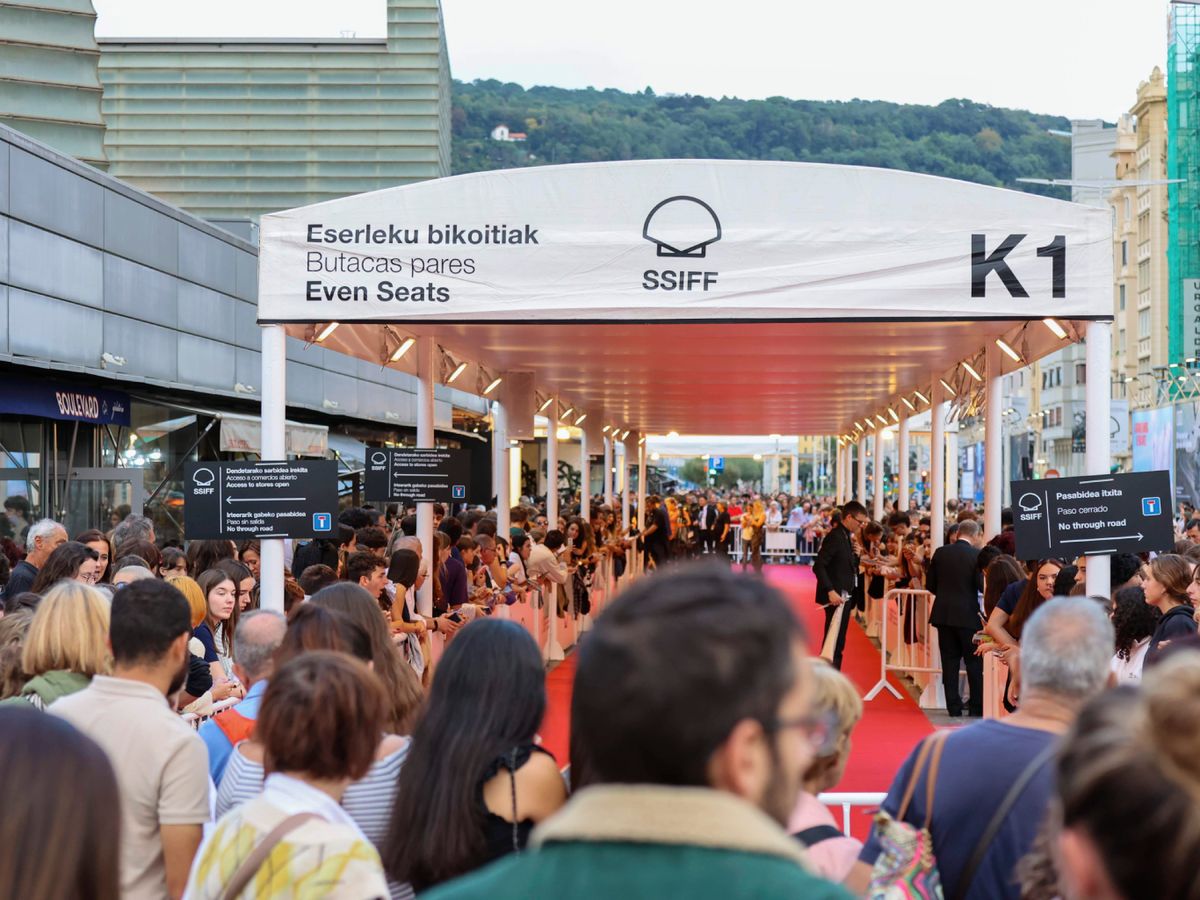 La alfombra roja del Festival de San Sebastián, que este año recibirá por primera vez a Angelina Jolie.