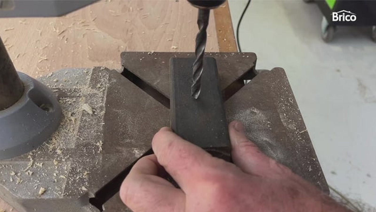 como afilar una broca para metal paso 1 como afilar una broca para metal paso 1