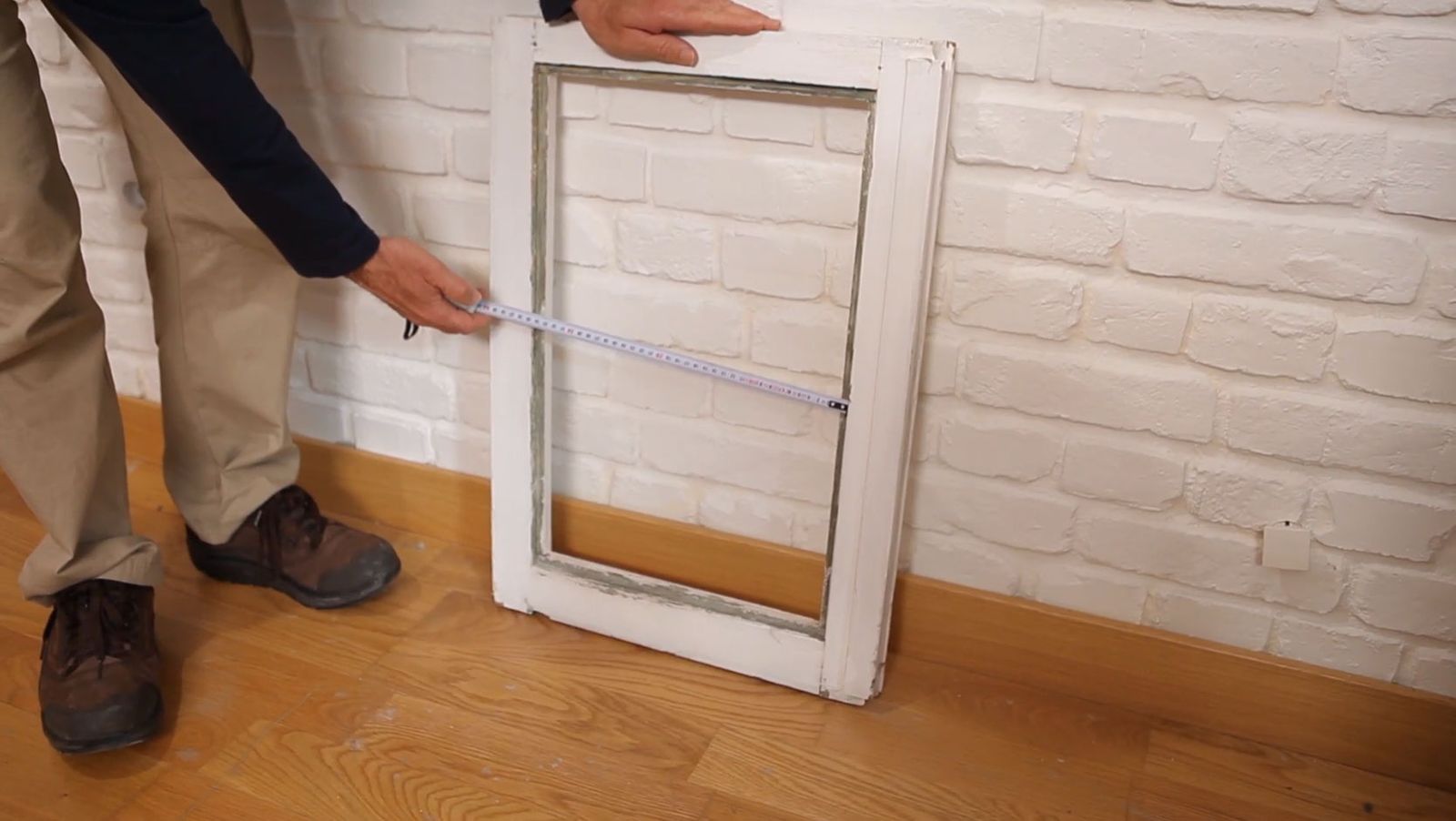 Cómo hacer un espejo con una ventana vieja paso 1 Cómo hacer un espejo con una ventana vieja paso 1