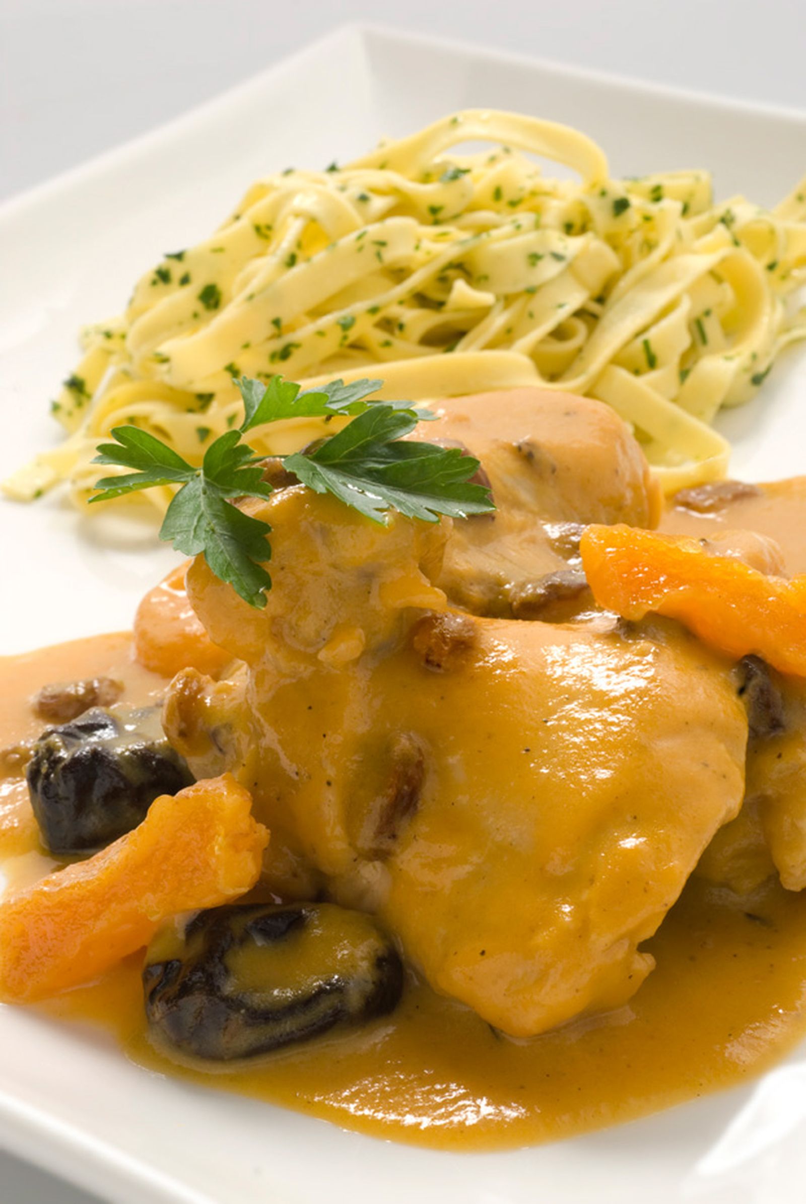 pollo pasas xl
