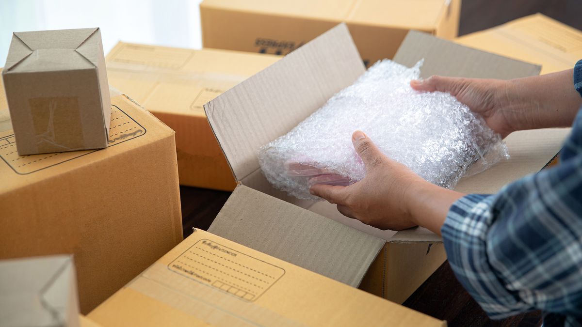 La humedad también podría provocar hongos en las cajas de cartón