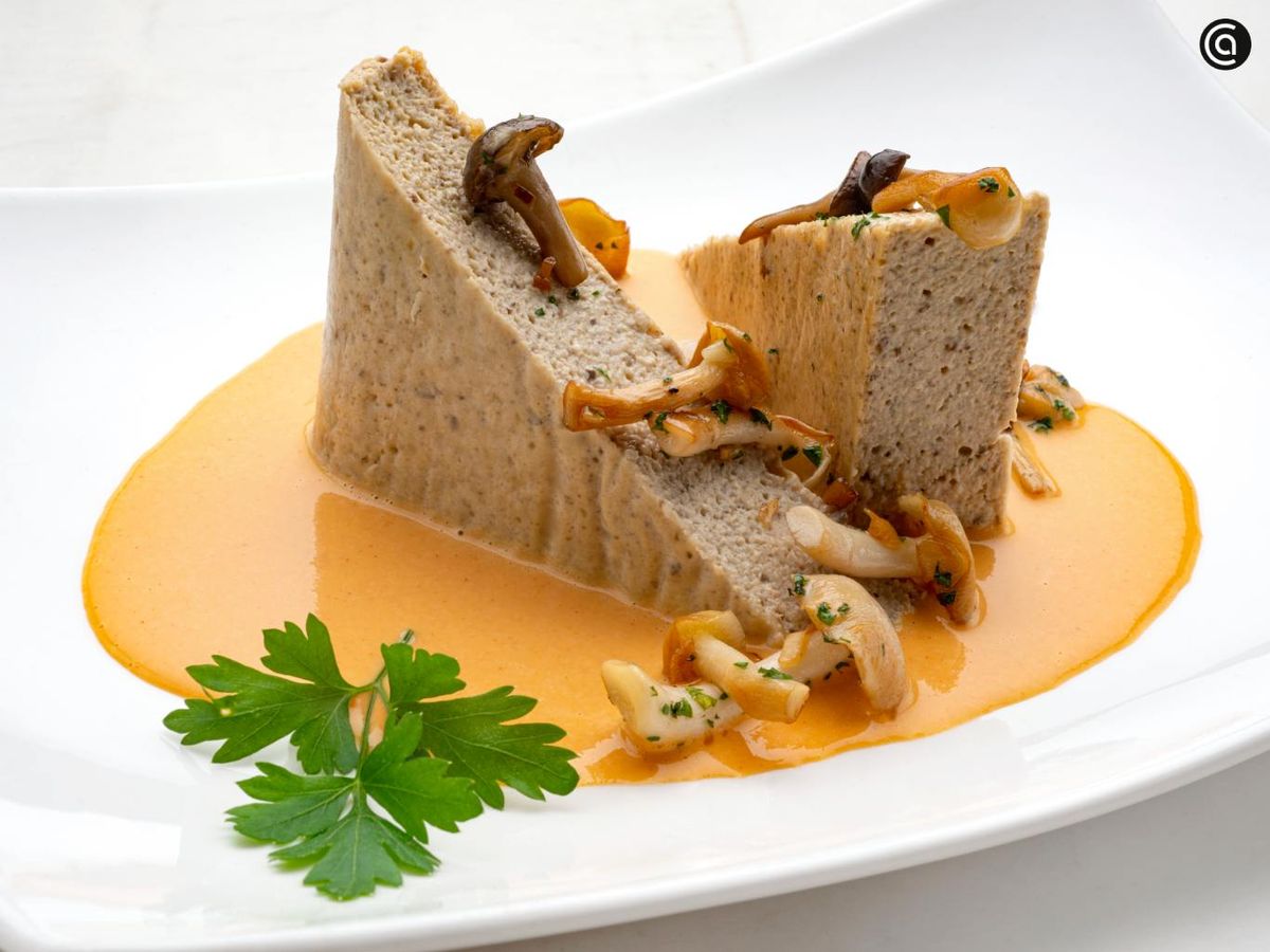 Pastel de setas con crema de txistorra, una receta sabrosa de Joseba Arguiñano