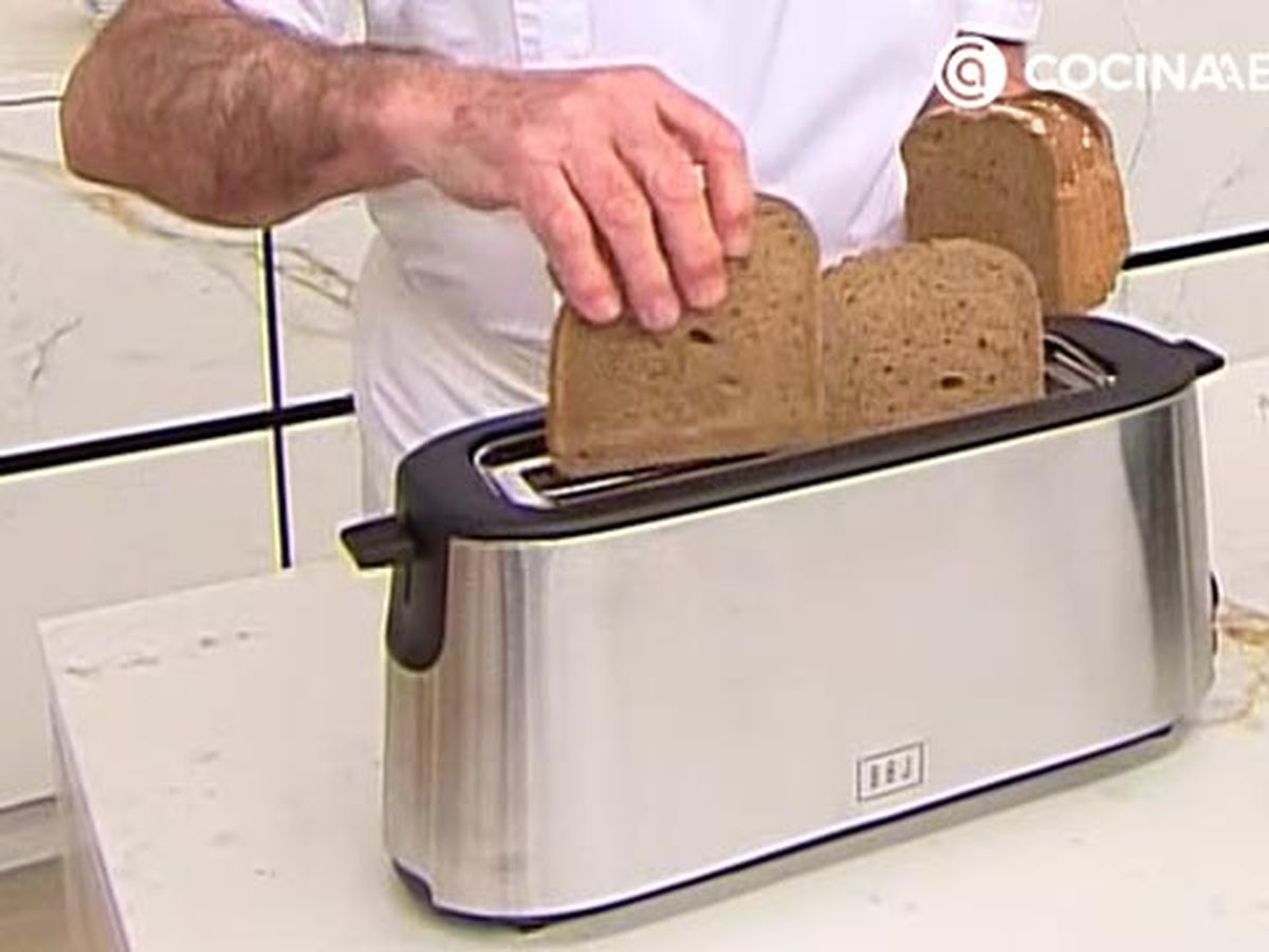 sandwich frances croque madame gratinado con huevo receta karlos arguinano karl67600321 paso1