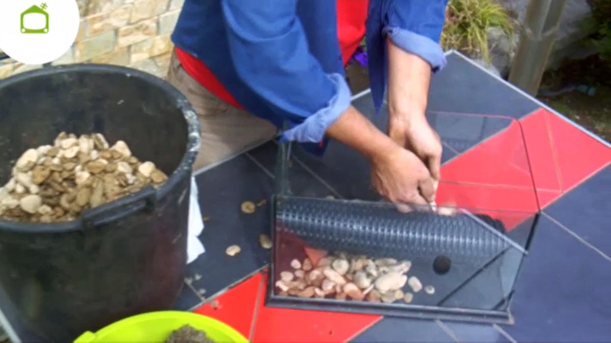 BRICO_JARDIN_789_Instalar drenaje en el jardin capas grava