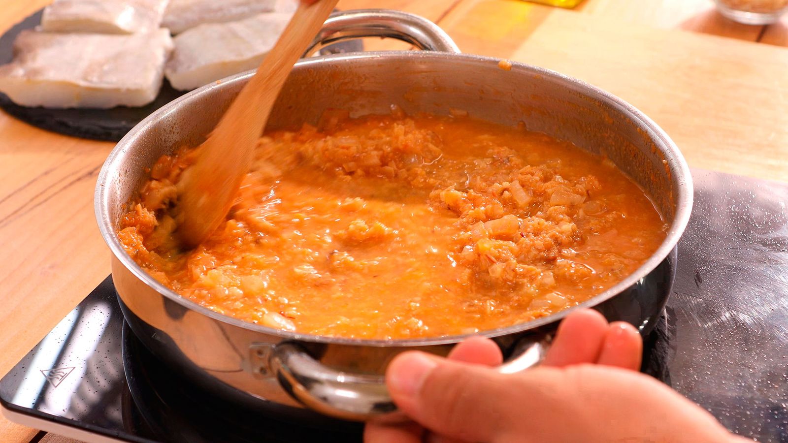 Bacalao con salsa de almendras Paso 3 Bacalao con salsa de almendras Paso 3