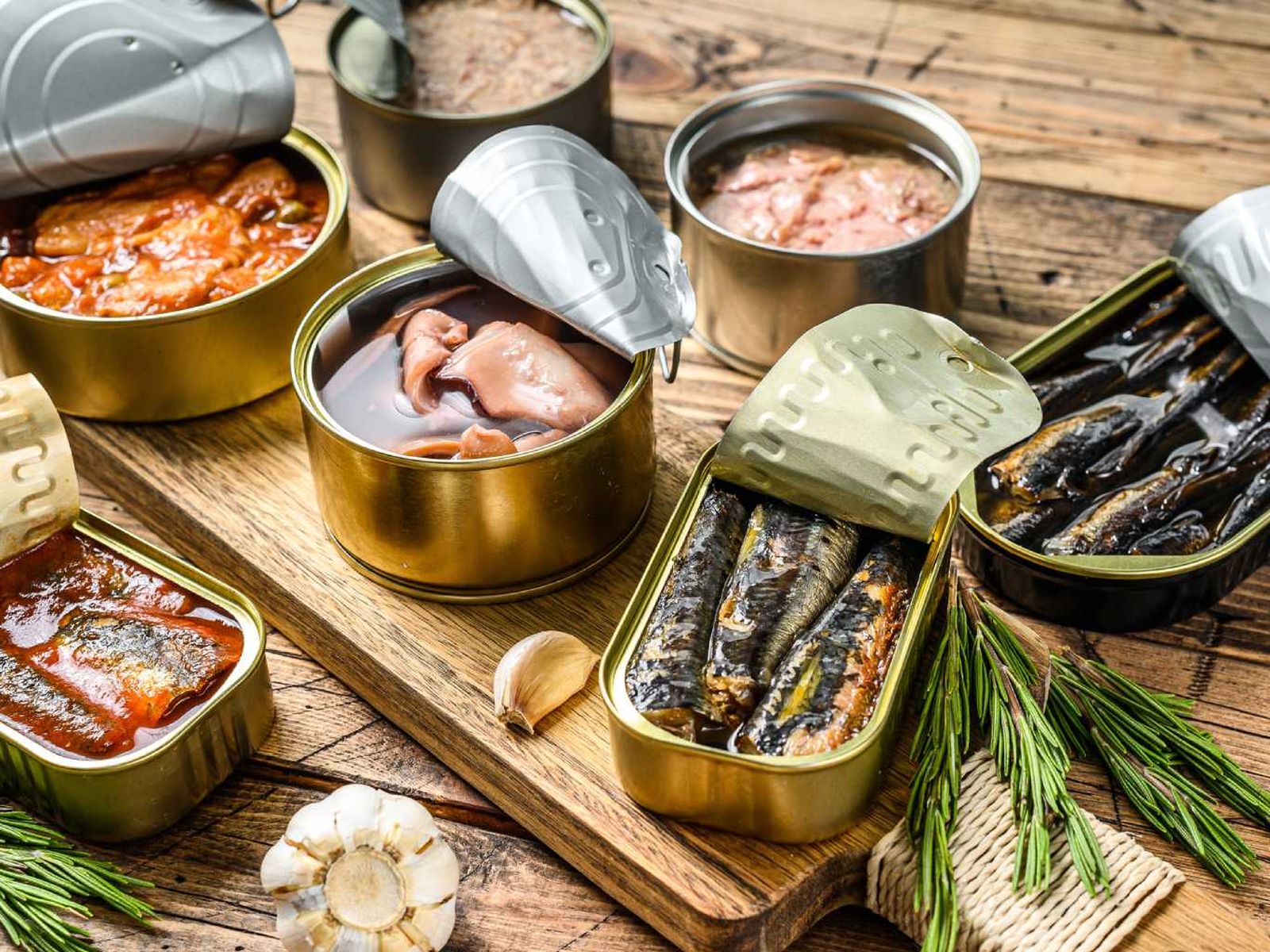 Atún, sardinas o caballa: proteínas de calidad que se conservan durante meses. Atún, sardinas o caballa: proteínas de calidad que se conservan durante meses.