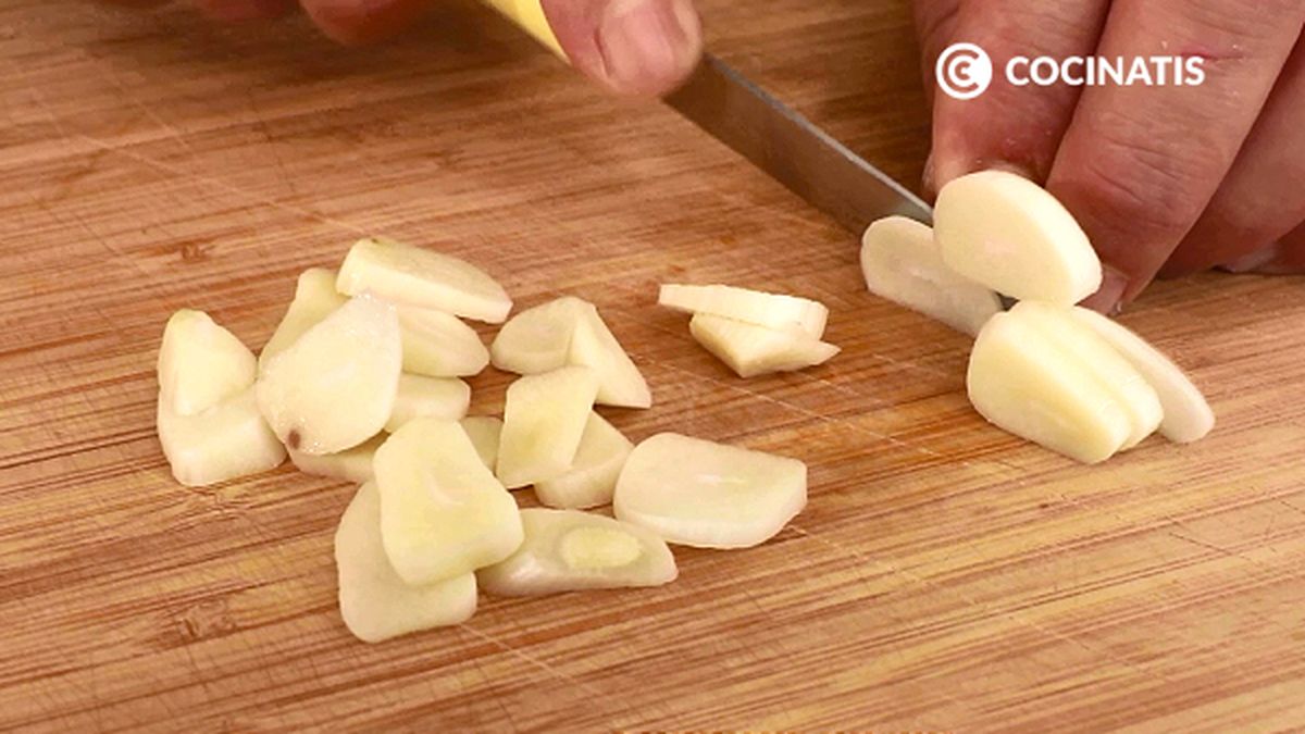 Receta de gambas al pil pil  paso 1