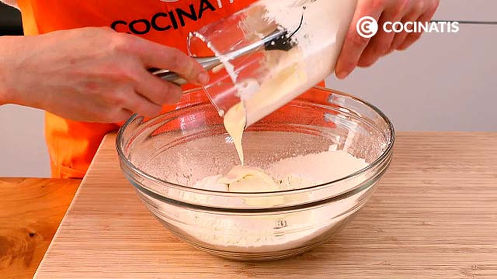 Receta de pastel vasco con mermelada de cereza paso 2 Receta de pastel vasco con mermelada de cereza paso 2