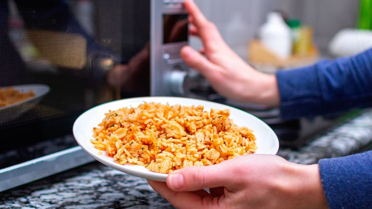 Con el arroz y la pasta hay evitar que se multipliquen bacterias como Bacillus cereus