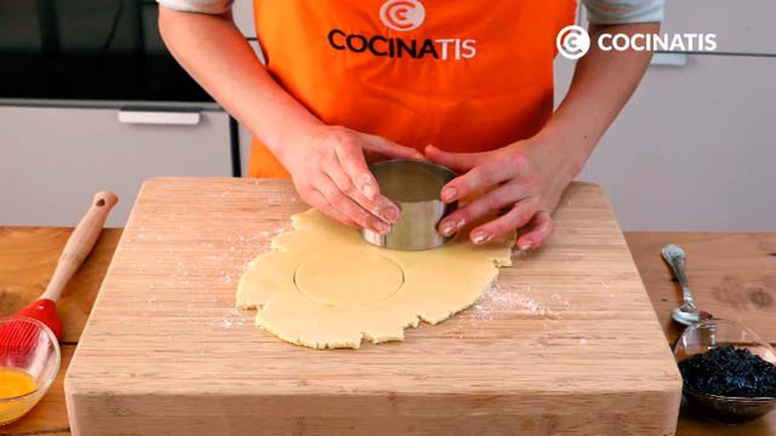 Receta de pastel vasco con mermelada de cereza paso 4 Receta de pastel vasco con mermelada de cereza paso 4