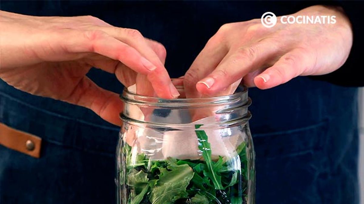 Cómo conservar lechuga fresca en la nevera  tarro de cristal