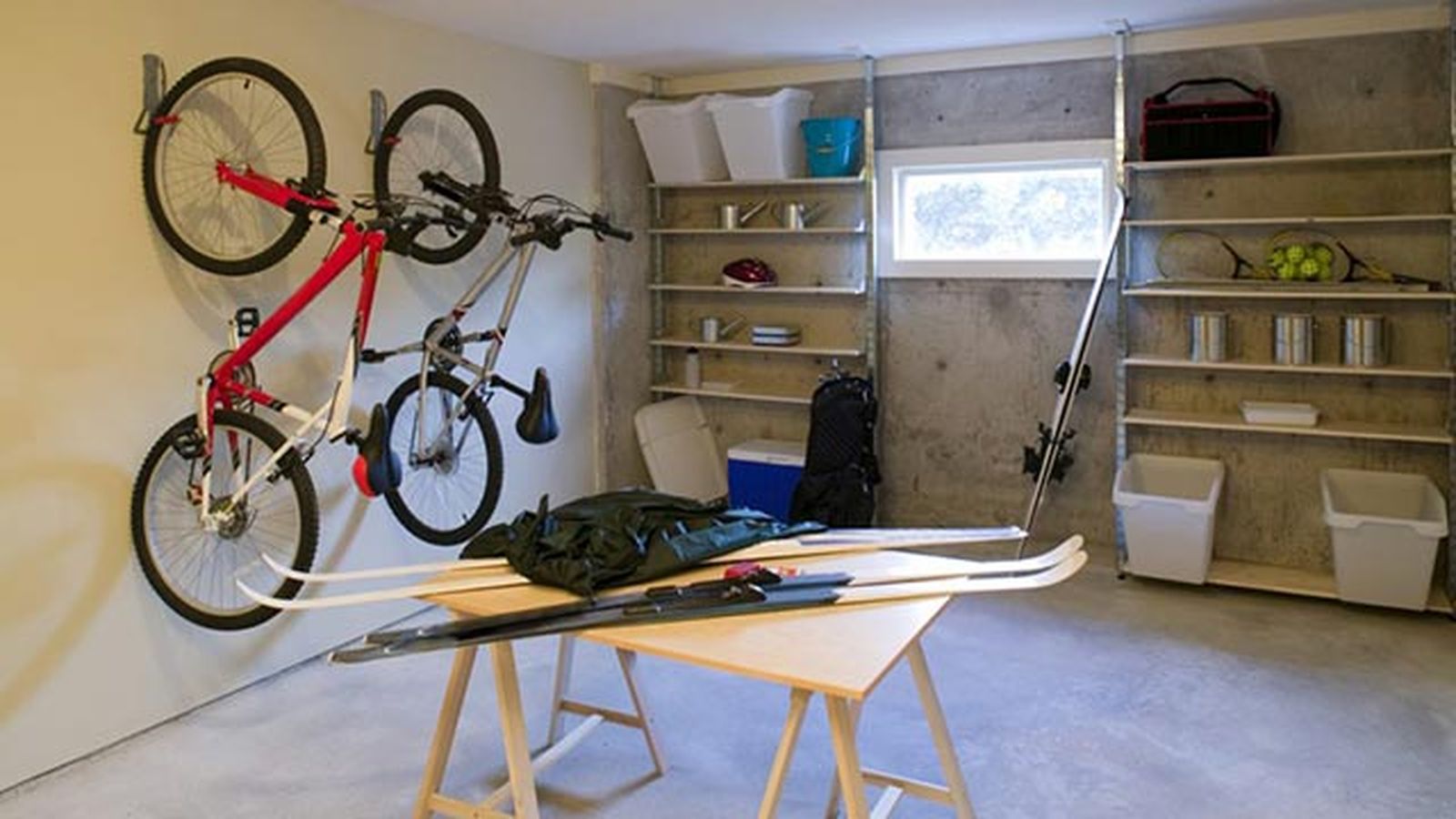 organizar un trastero estilo decogarden bicis organizar un trastero estilo decogarden bicis