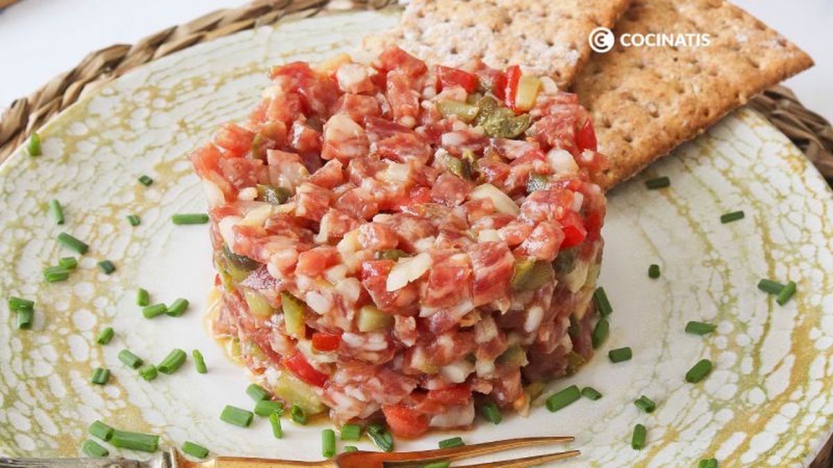Tartar de fuet listo para comer