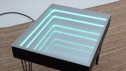 Aprende a hacer una mesa con efecto LED infinito paso a paso
