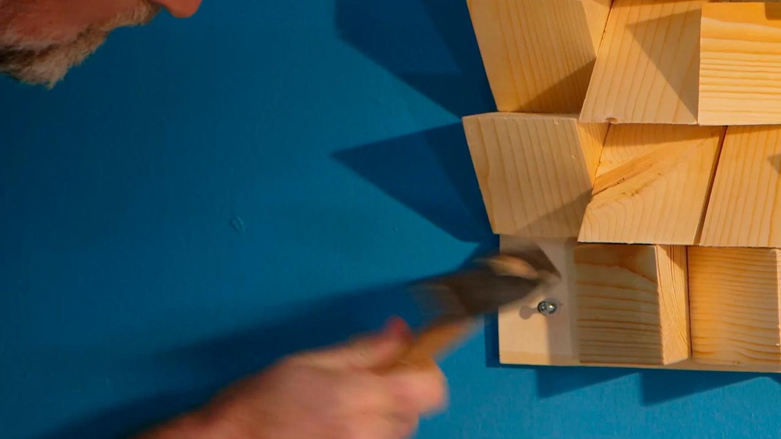 Cómo hacer un panel de madera decorativo paso 7 Cómo hacer un panel de madera decorativo paso 7