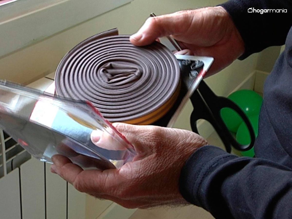 Burlete para ventana en su caja