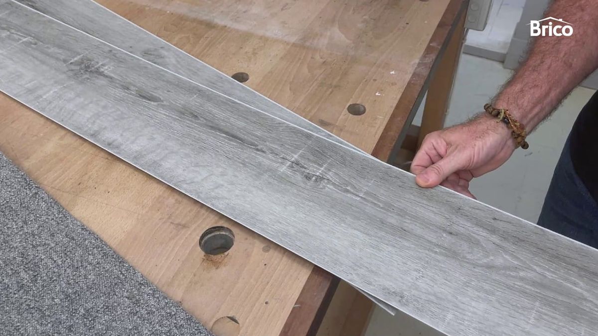 Bricomania 49 forrar escaleras vinilo 1