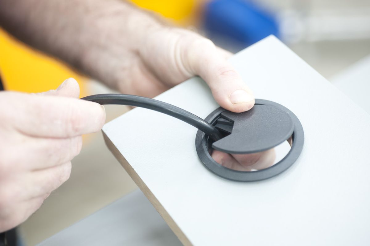 Bricomania 687 Mueble multimedia giratorio p16