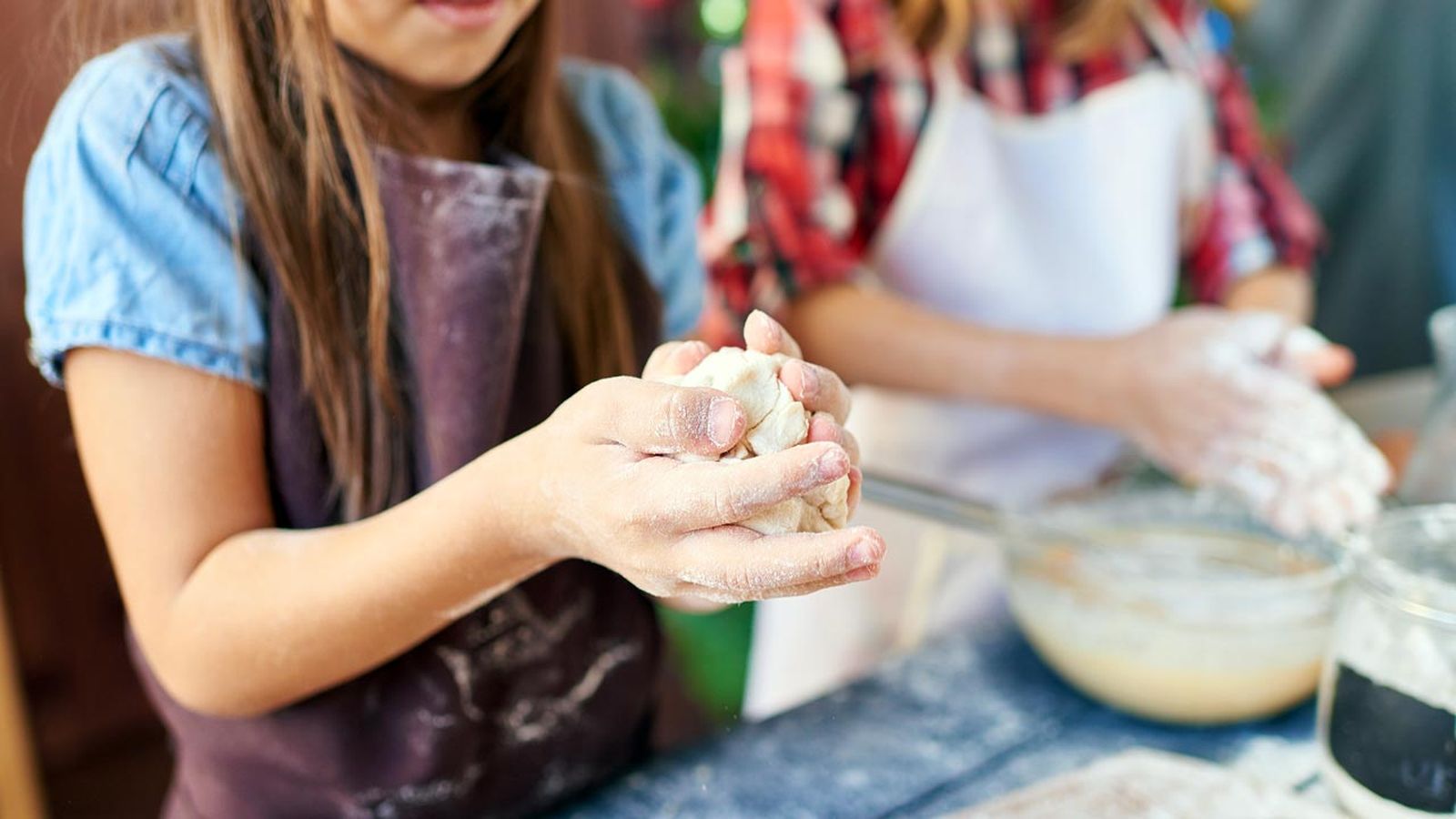 10 recetas para preparar con los niños durante la cuarentena, un plan en familia sin salir de casa