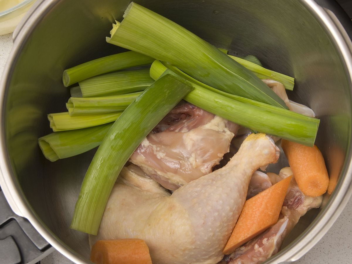 4979 Vichyssoise paso1