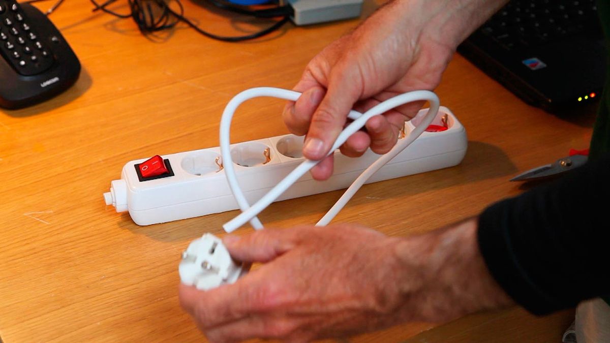 Briconsejo2 794 anadir regleta a base de enchufe p2